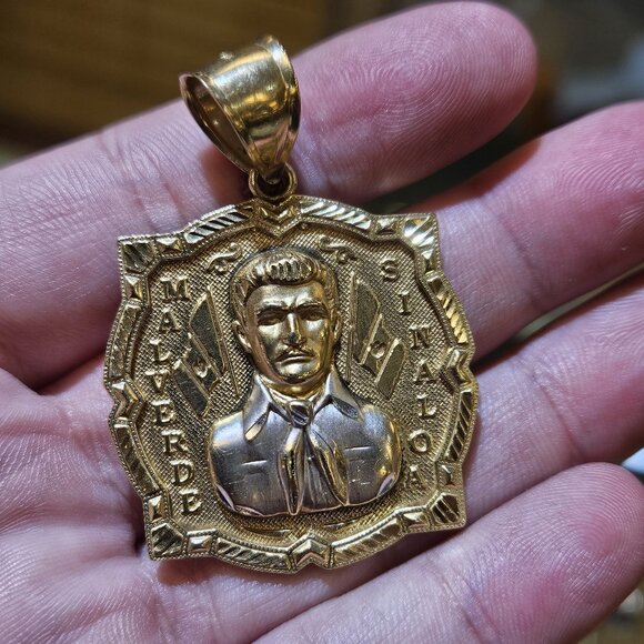 14K Yellow Gold Jesús Malverde Sinaloa Pendant - Angel of the Poor